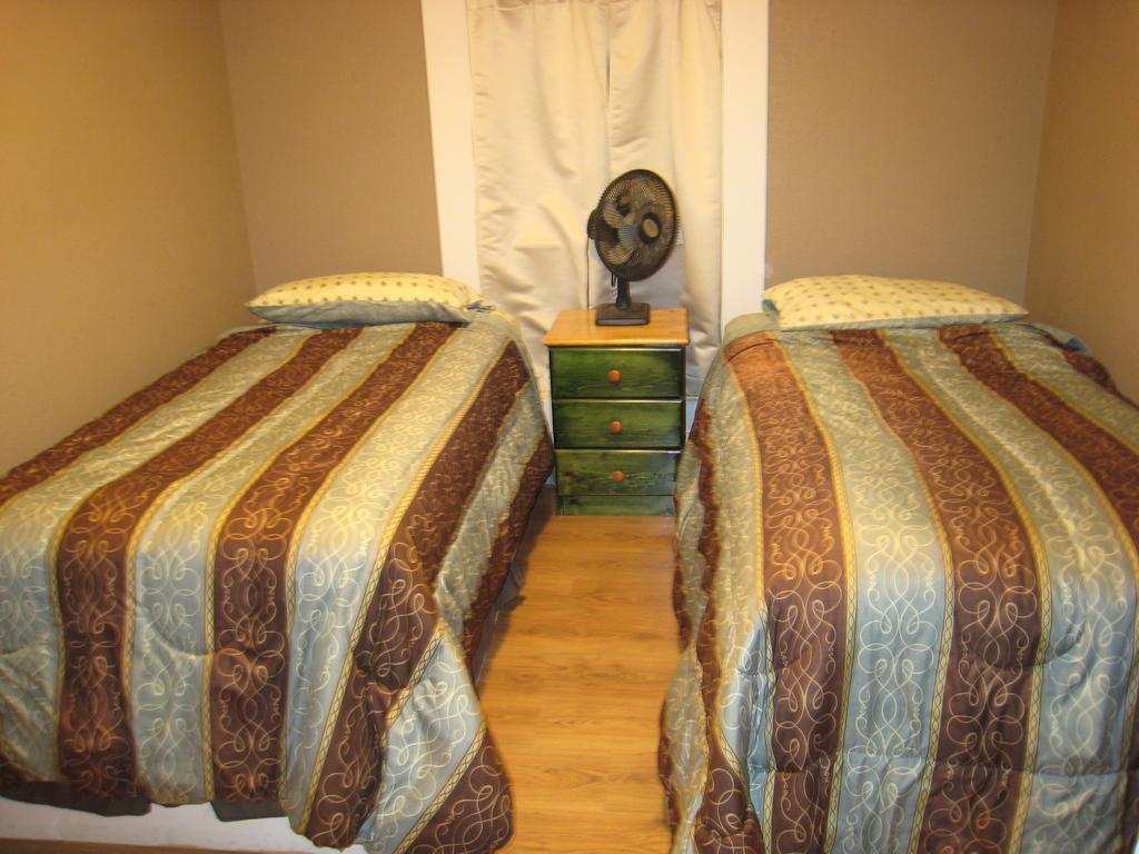 Armstrong Hotel & Saloon Quarto foto